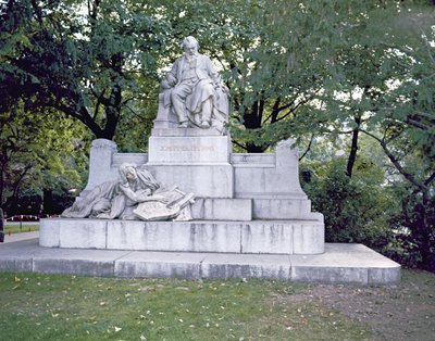 Denkmal für Johannes Brahms (1833-97) 1908 (Marmor) von Rudolf von Weyr